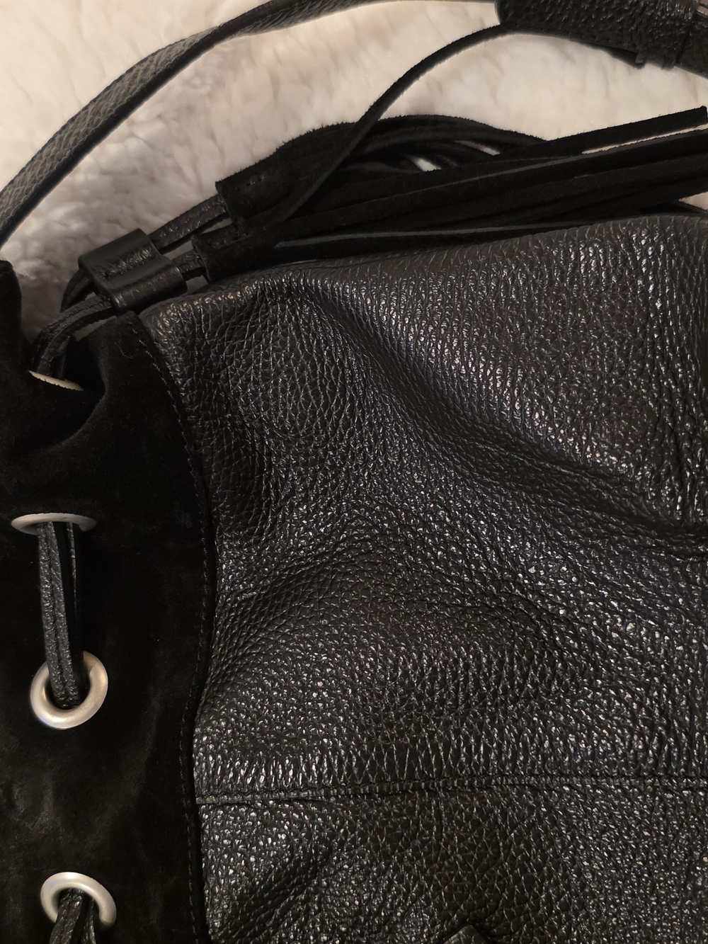 Like New, American Eagle Outfitters Black Leather Suede Bucket Bag Italy - Picture 5 of 15